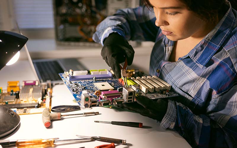 electronics institute near me