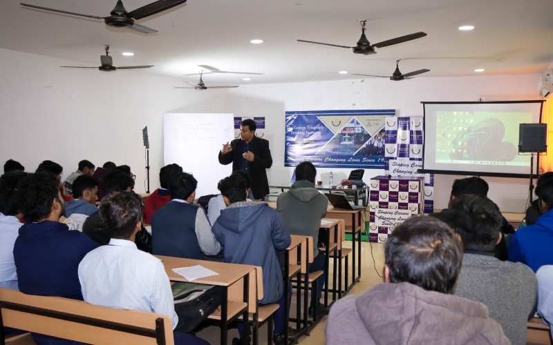 best hardware and networking course